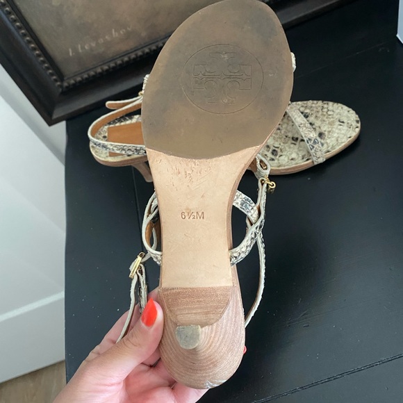 Tory Burch Metallic Gold Snake-Print Slingback Heels - Picture 6 of 6